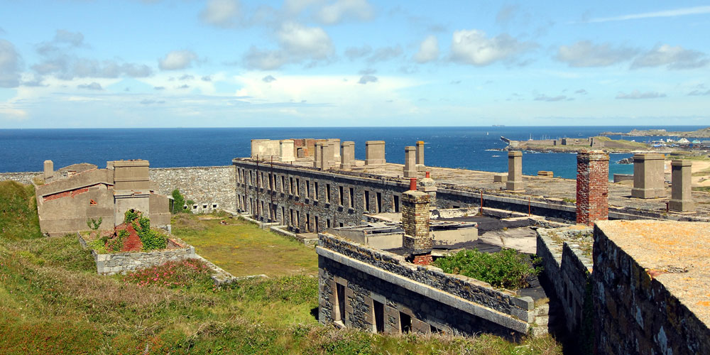 Alderney_4_blauwasser