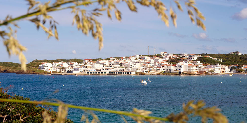 Blauwasser_Menorca_Es_Grau