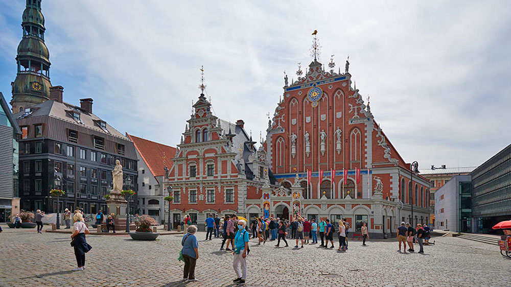 Blauwasser_baltikum_lettland_marina_hafen_riga_schwarzhaeupterhaus