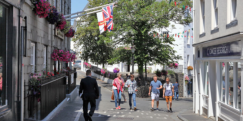 Guernsey_1_blauwasser
