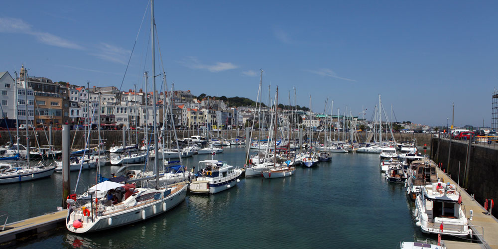 Guernsey_6_blauwasser