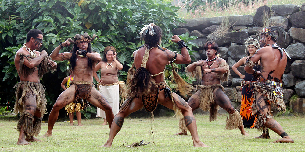 Marquesas-Ua-Pou-Baie-Hahahau