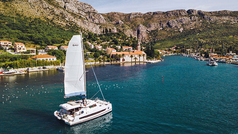 blauwasser_anbieter_navigare_yachting_sales_6