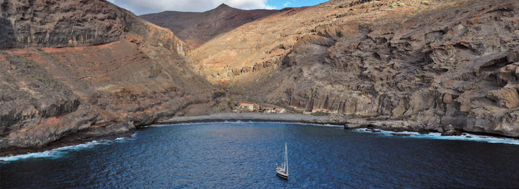 blauwasser_ankerplatz_kanaren_la_gomera_playa_de_la_cantera_header