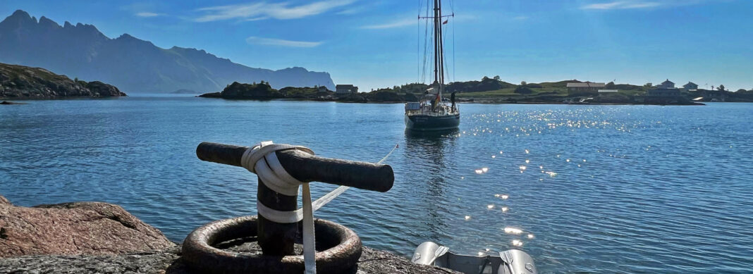 blauwasser_ankerplatz_norwegen_lofoten_straumoya_header ©Stefanie Kamke