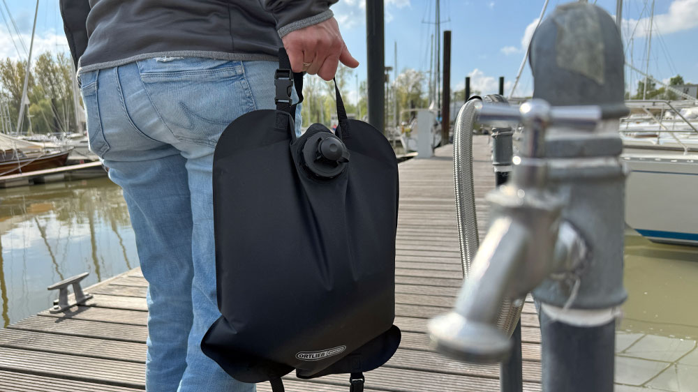 blauwasser_ausruestung_gepaeck_taschen_stauen_water_bag
