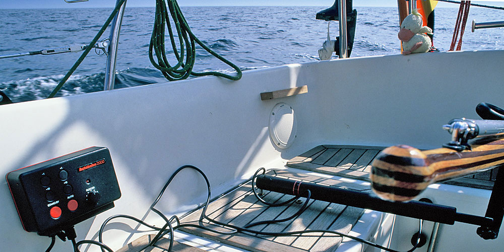 blauwasser_autopilot_raymarine_pinnenpilot_2