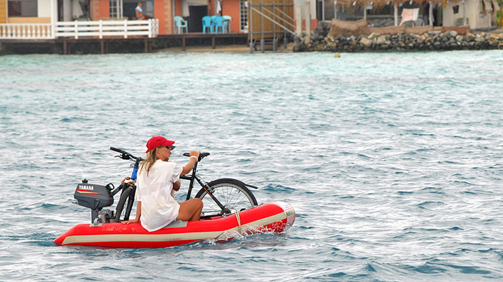 blauwasser_beiboot_schlauchboot_fahrrad