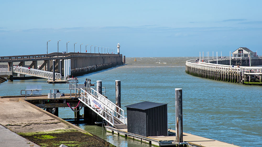 blauwasser_belgien_hafen_blankenberge_hafenkanal