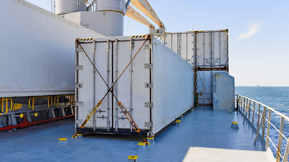 blauwasser_container_kollision_auf_see_kuehlcontainer