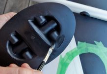 Foto-Anleitung: Paddel/Ruder und Dollen bei einem Schlauchboot nachrüsten