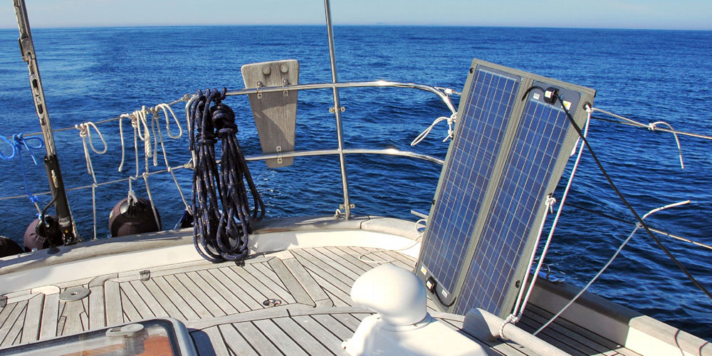 blauwasser_energiemanagement_solarmodule_mobil