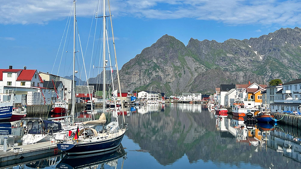 blauwasser_hafen_norwegen_lofoten_henningsvaer_hafen
