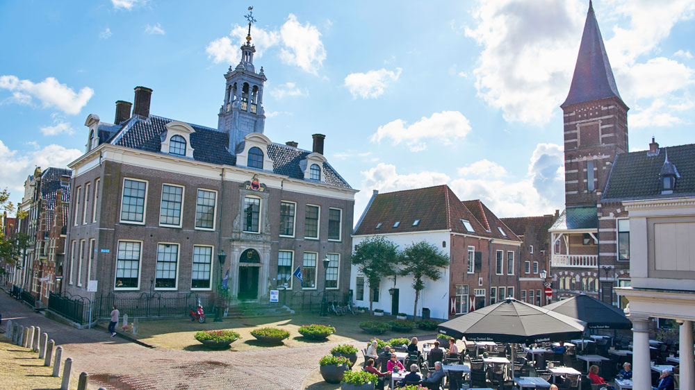 blauwasser_holland_hafen_edam_marktplatz