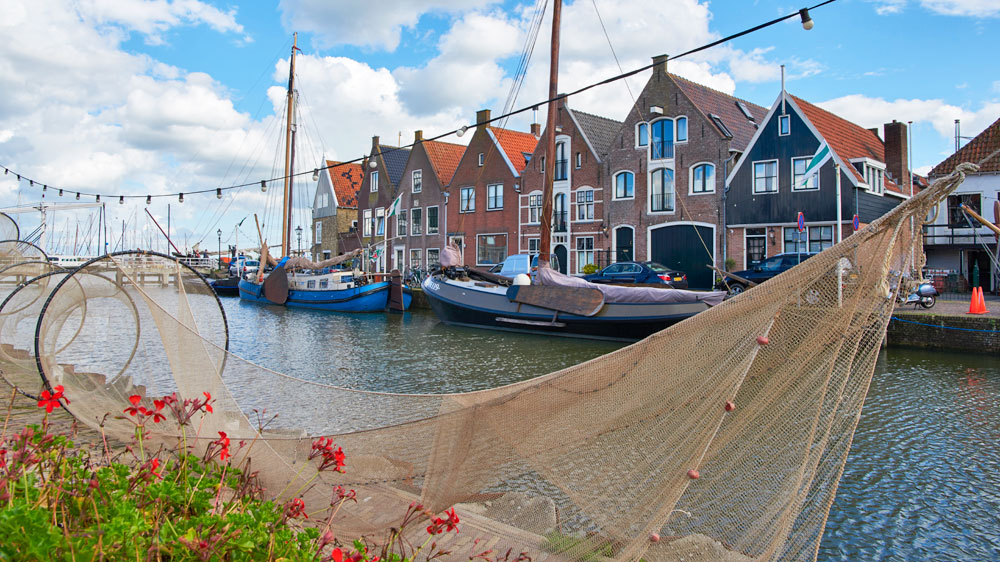 blauwasser_holland_hafen_monnikendam_liegeplatz_zentrum