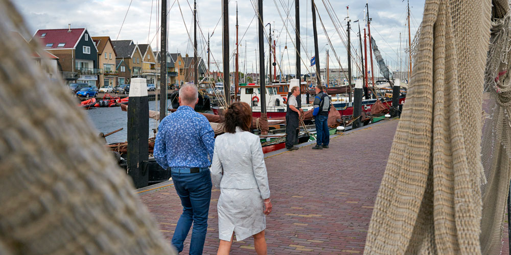 blauwasser_holland_hafen_urk_fischernetze