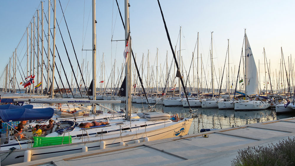 blauwasser_kaufcharter_yachtinvest_yachteigner_programm_charteryachten