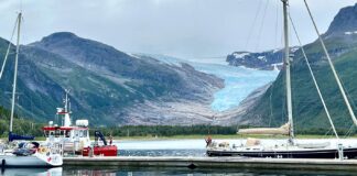Engen Brygge/Svartisen (Norwegen)