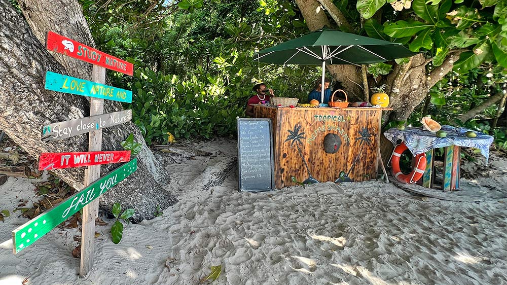 blauwasser_liegeplatz_seychellen_anse_georgette_strandbar