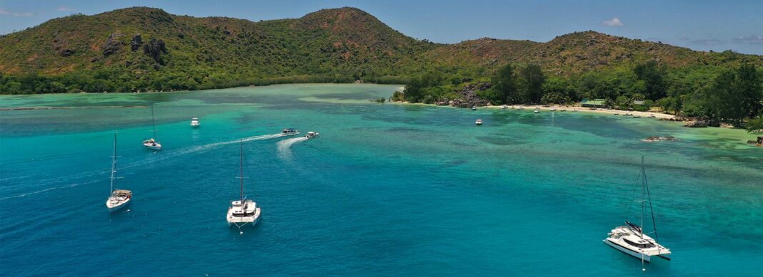 blauwasser_liegeplatz_seychellen_curieuse_bay_header