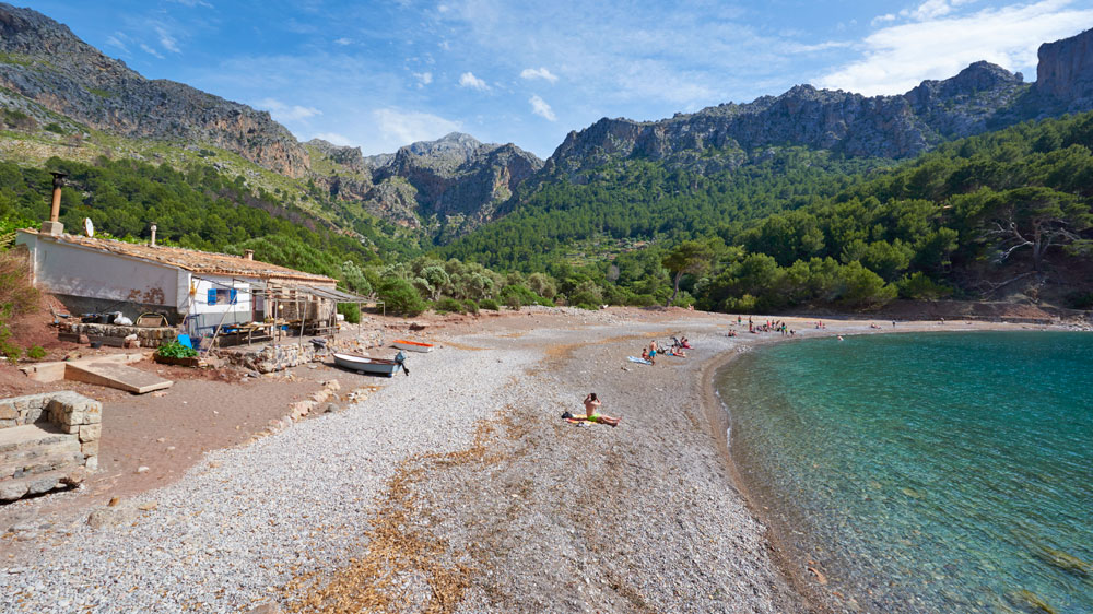 blauwasser_mallorca_einsam_cala_tuent_strand