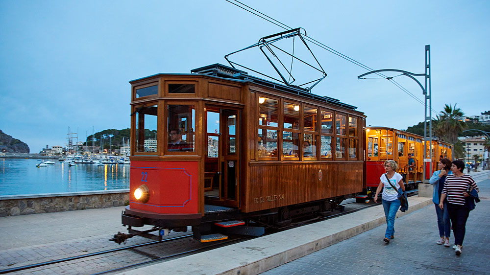 blauwasser_mallorca_einsam_strassenbahn_soller
