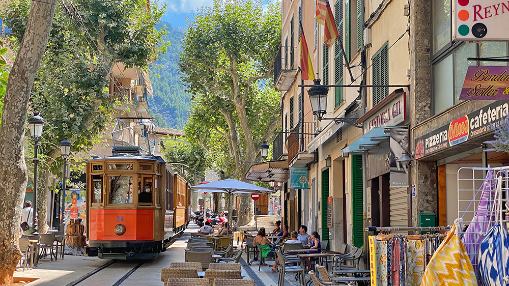 blauwasser_mallorca_inselrunde_strassenbahn