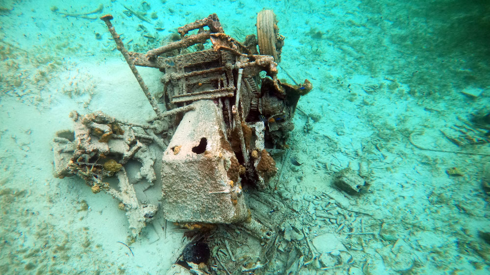 blauwasser_marina_bahamas_exumas_allans_cay_auto_2