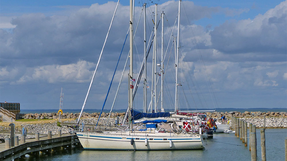 blauwasser_marina_daenemark_endelave_pfaehle