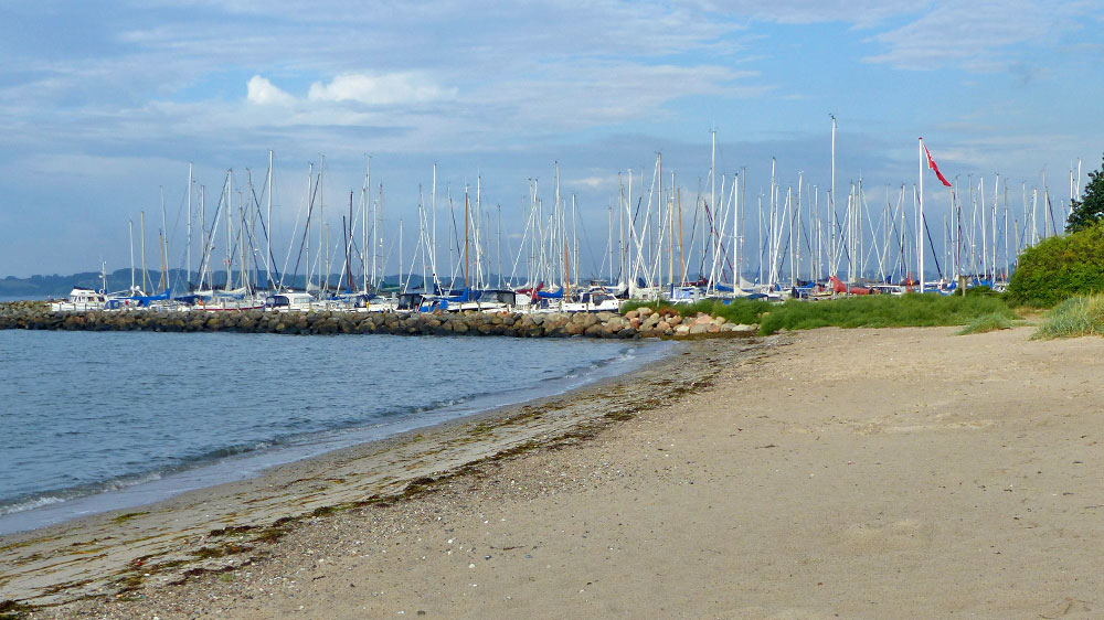 blauwasser_marina_daenemark_festland_sonderborg_strand