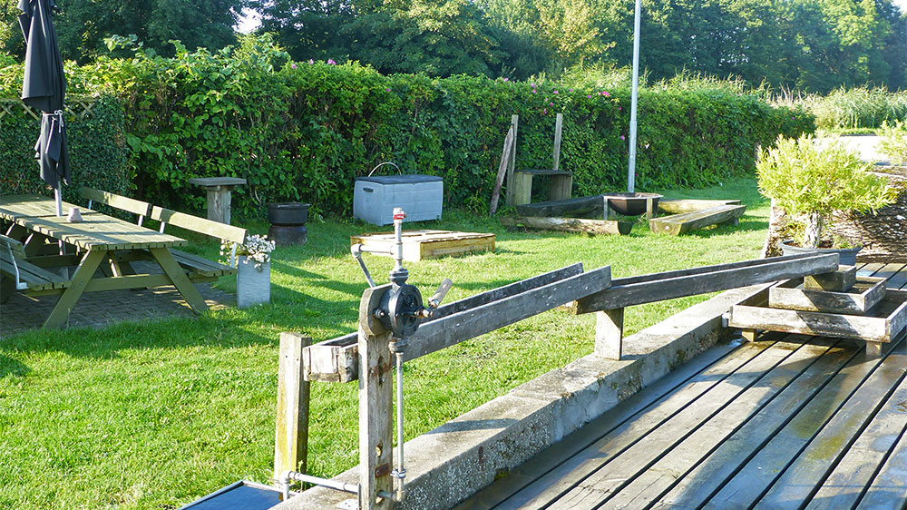 blauwasser_marina_daenemark_kalvo_grillplatz