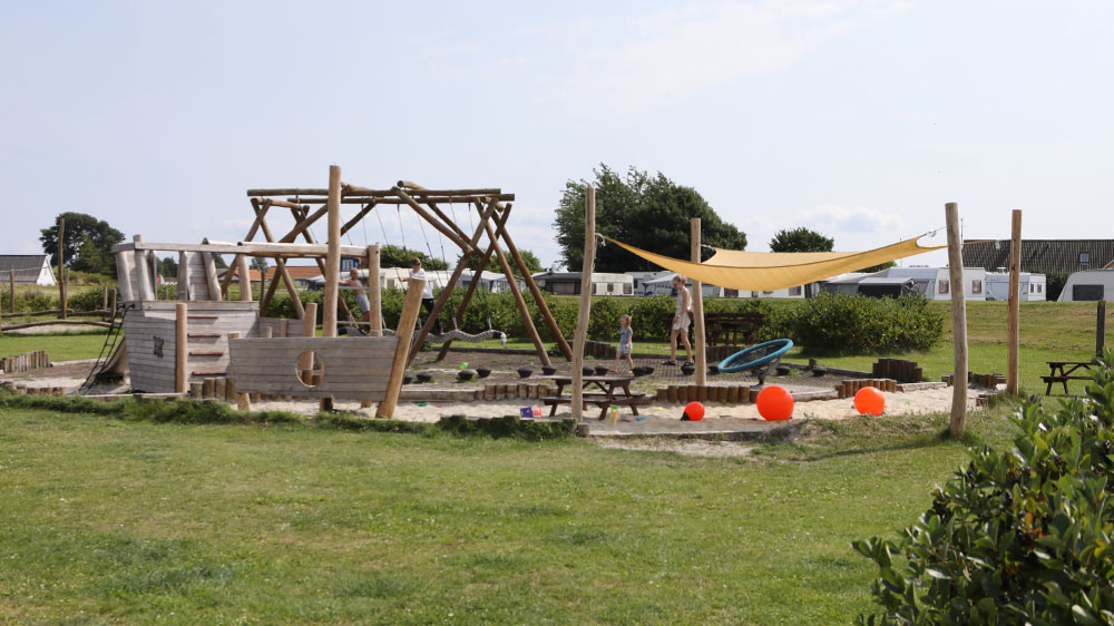 blauwasser_marina_daenemark_omoe_spielplatz