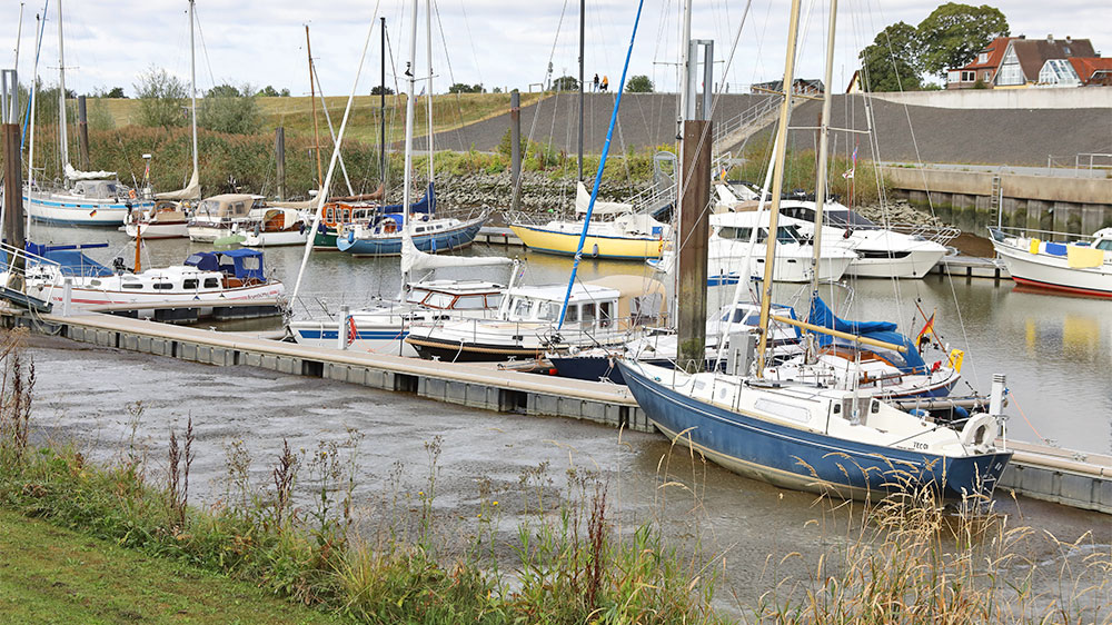 blauwasser_marina_deutschland_elbe_brunsbuettel_alter_hafen_schlick