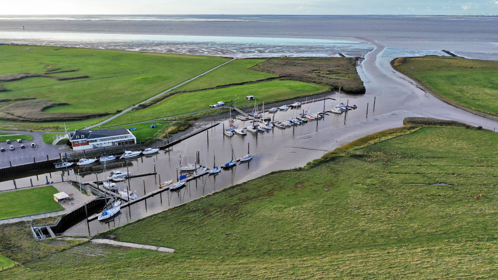 blauwasser_marina_deutschland_elbe_otterndorf_fahrrinne