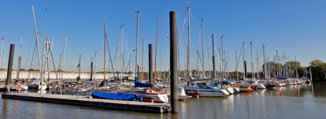 blauwasser_marina_deutschland_elbe_rueschkanal_header