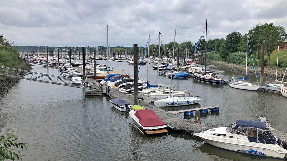 blauwasser_marina_deutschland_elbe_rueschkanal_marina_ruesch