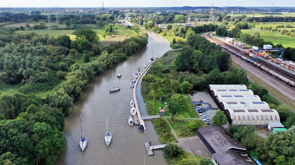 blauwasser_marina_deutschland_elbe_stadersand_schwinge