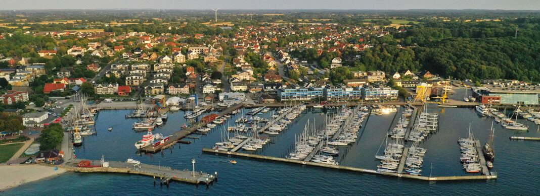 blauwasser_marina_deutschland_ostsee_laboe_header