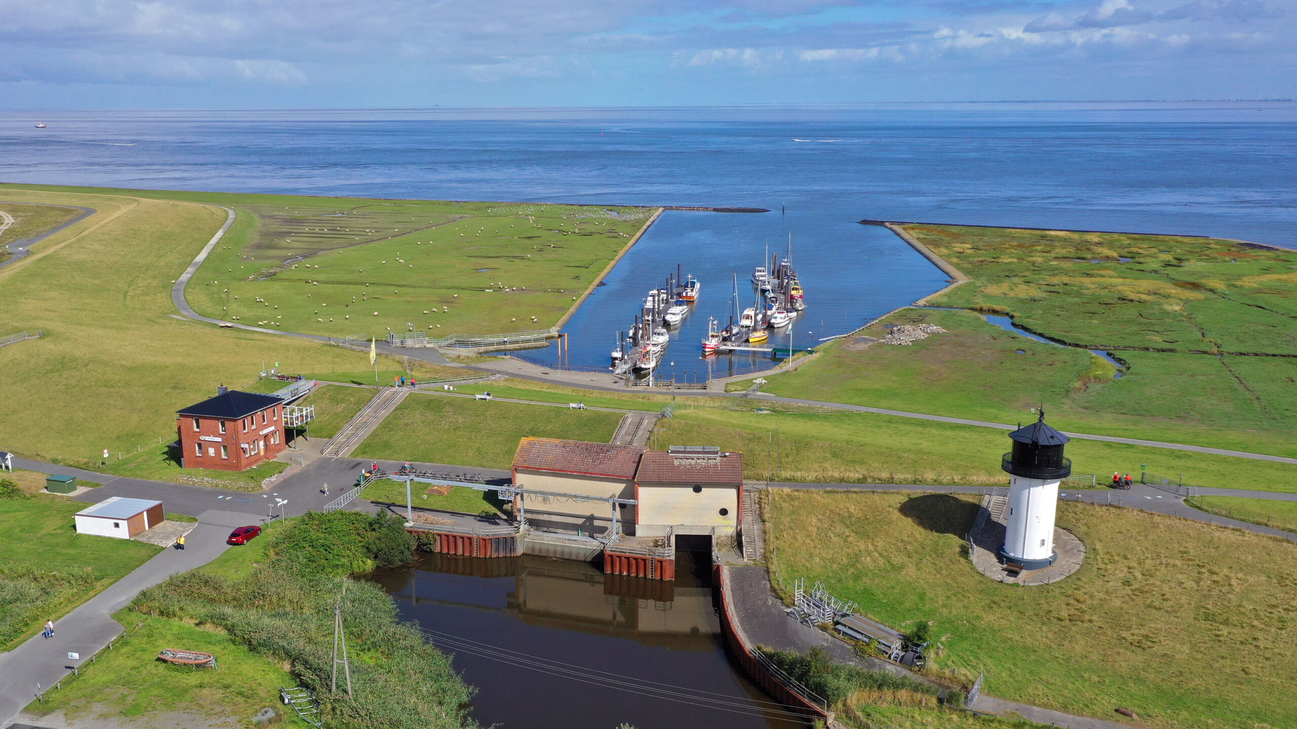 blauwasser_marina_elbe_altenbruch_von_oben