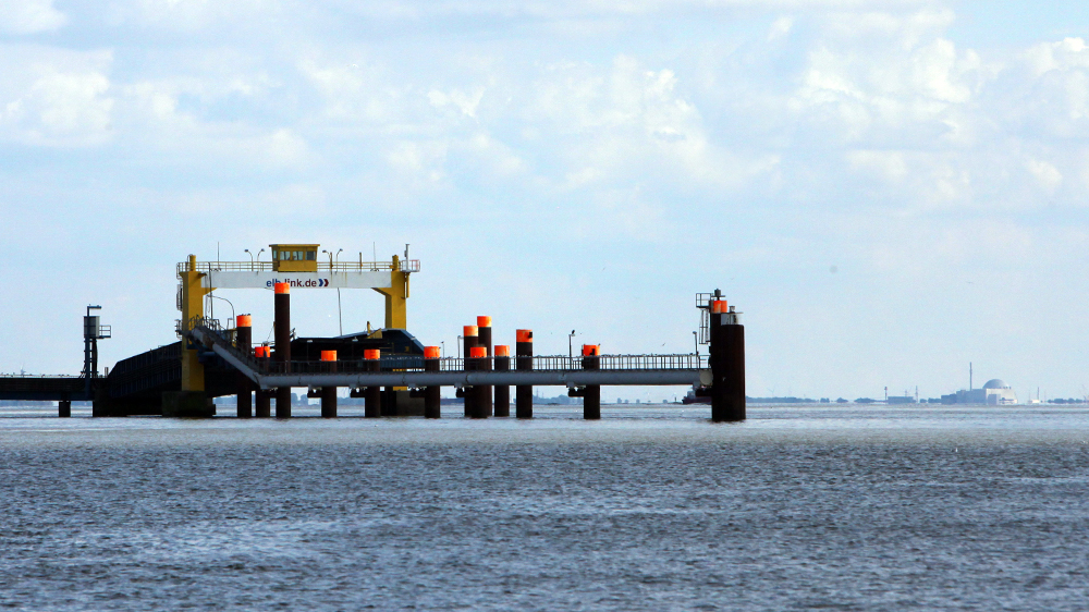 blauwasser_marina_elbe_neufeld_faehranleger
