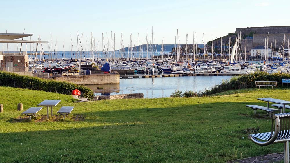 blauwasser_marina_england_plymouth_gelaende