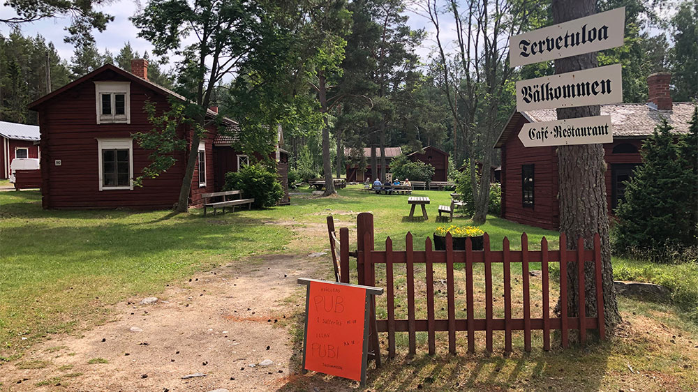 blauwasser_marina_finnland_kilen_cafe_garten