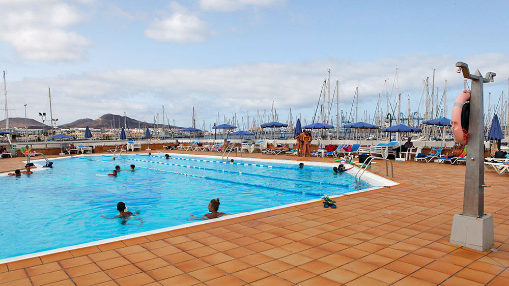 blauwasser_marina_kanaren_gran_canaria_las_palmas_yachtclub_pool