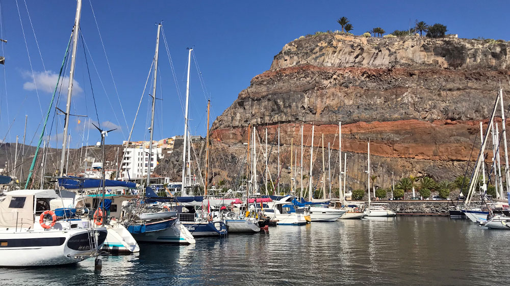 blauwasser_marina_kanaren_la_gomera_felsen
