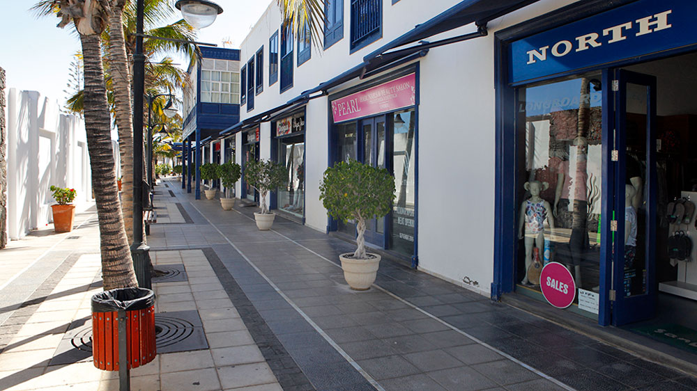 blauwasser_marina_kanaren_lanzarote_puerto_calero_laeden