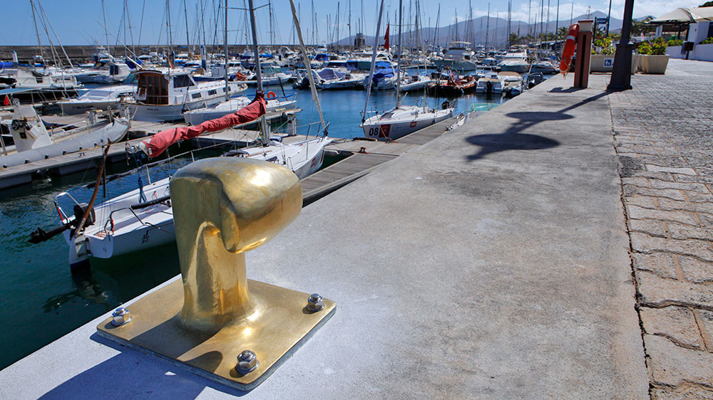 blauwasser_marina_kanaren_lanzarote_puerto_calero_poller