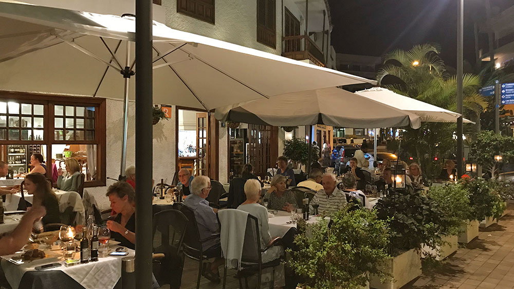blauwasser_marina_kanaren_teneriffa_los_gigantes_restaurant