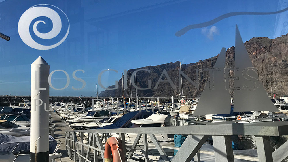 blauwasser_marina_kanaren_teneriffa_los_gigantes_steg