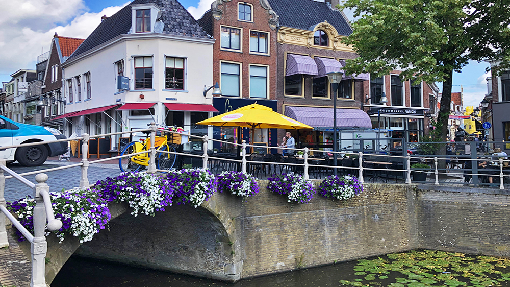 blauwasser_marina_niederlande_friesland_leeuwarden_bruecke