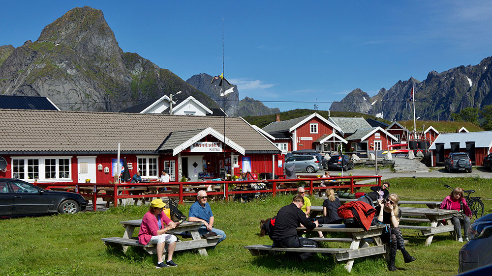 blauwasser_marina_norwegen_lofoten_reine_sonne_geniessen